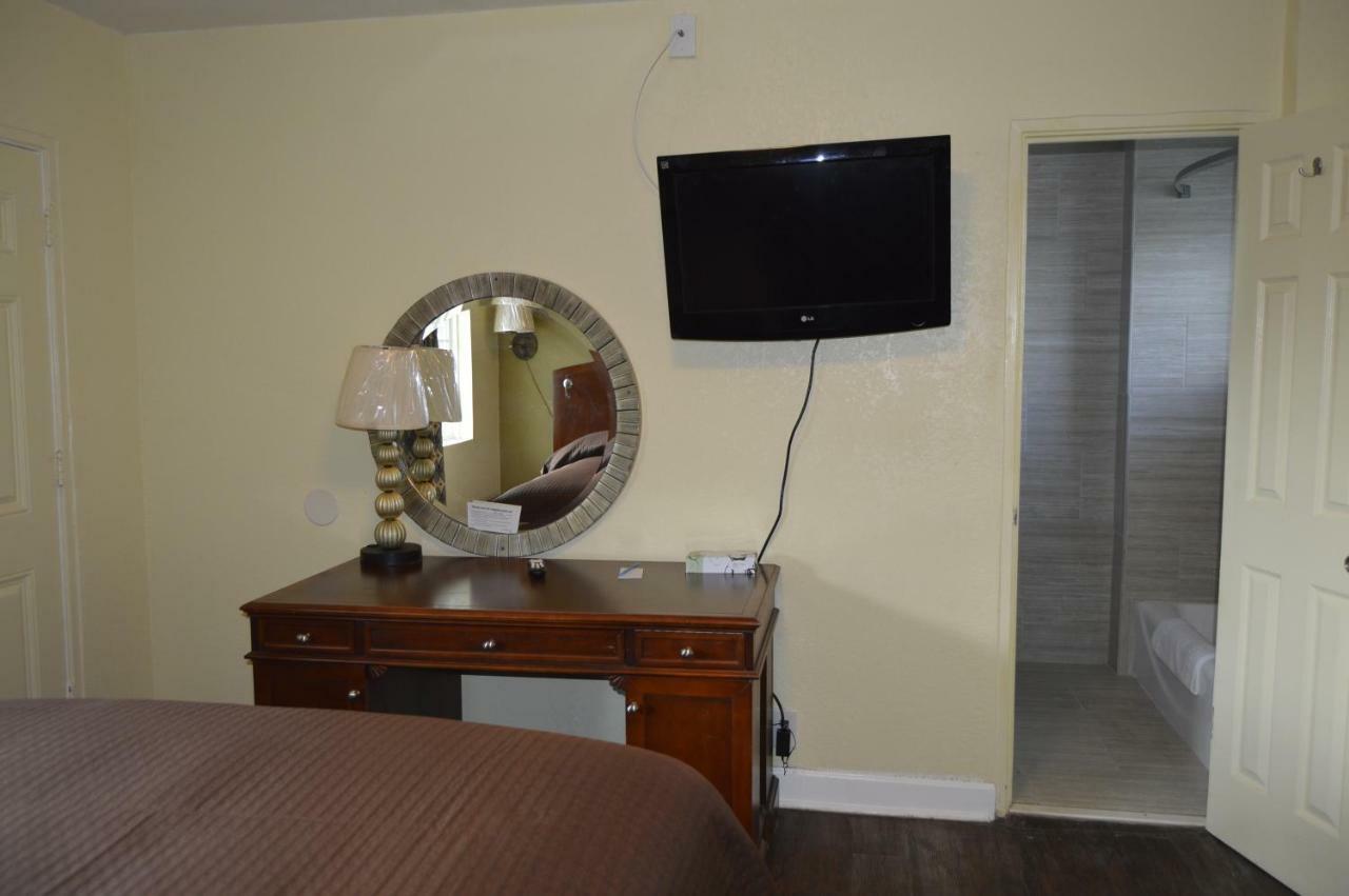 Regency Inn Toccoa Екстериор снимка