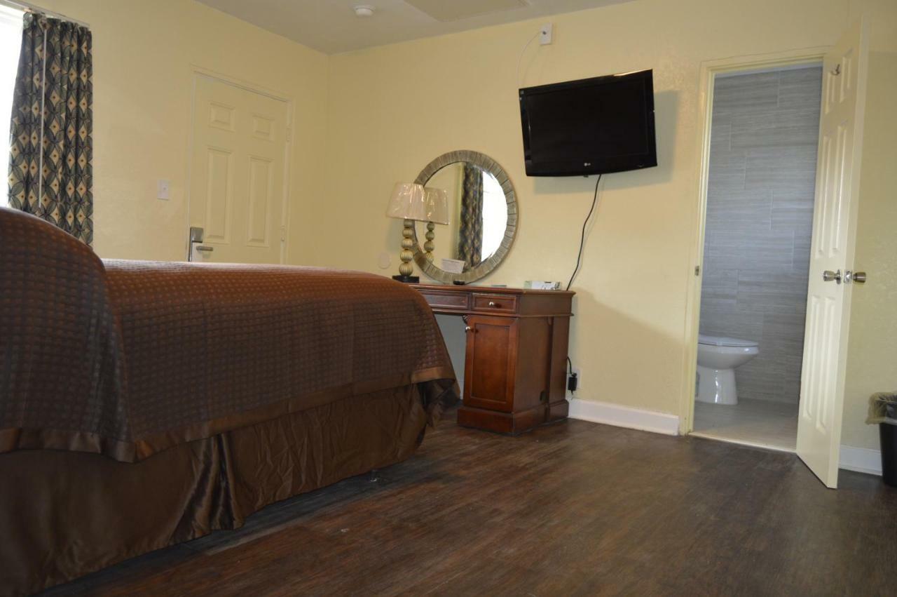 Regency Inn Toccoa Екстериор снимка