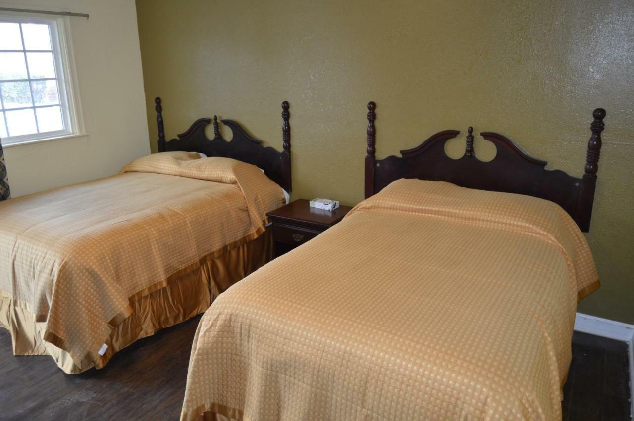 Regency Inn Toccoa Екстериор снимка